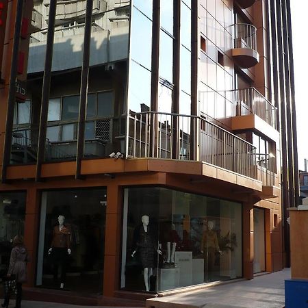 Citius Hotel Varna Bagian luar foto