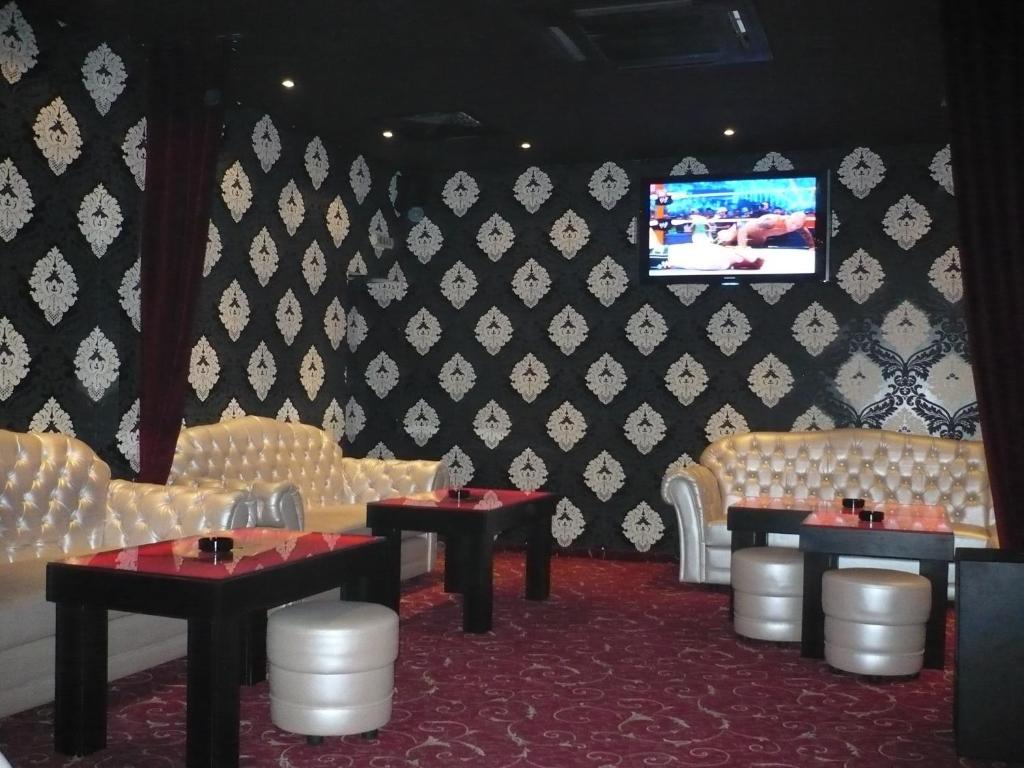 Citius Hotel Varna Bagian luar foto